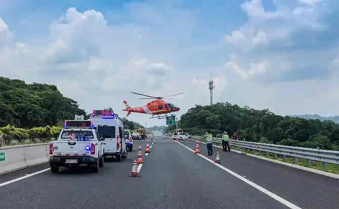 高州高速公路汽车救援案例