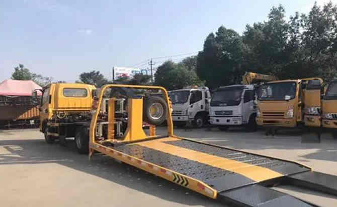 高州汽车中途维修案例